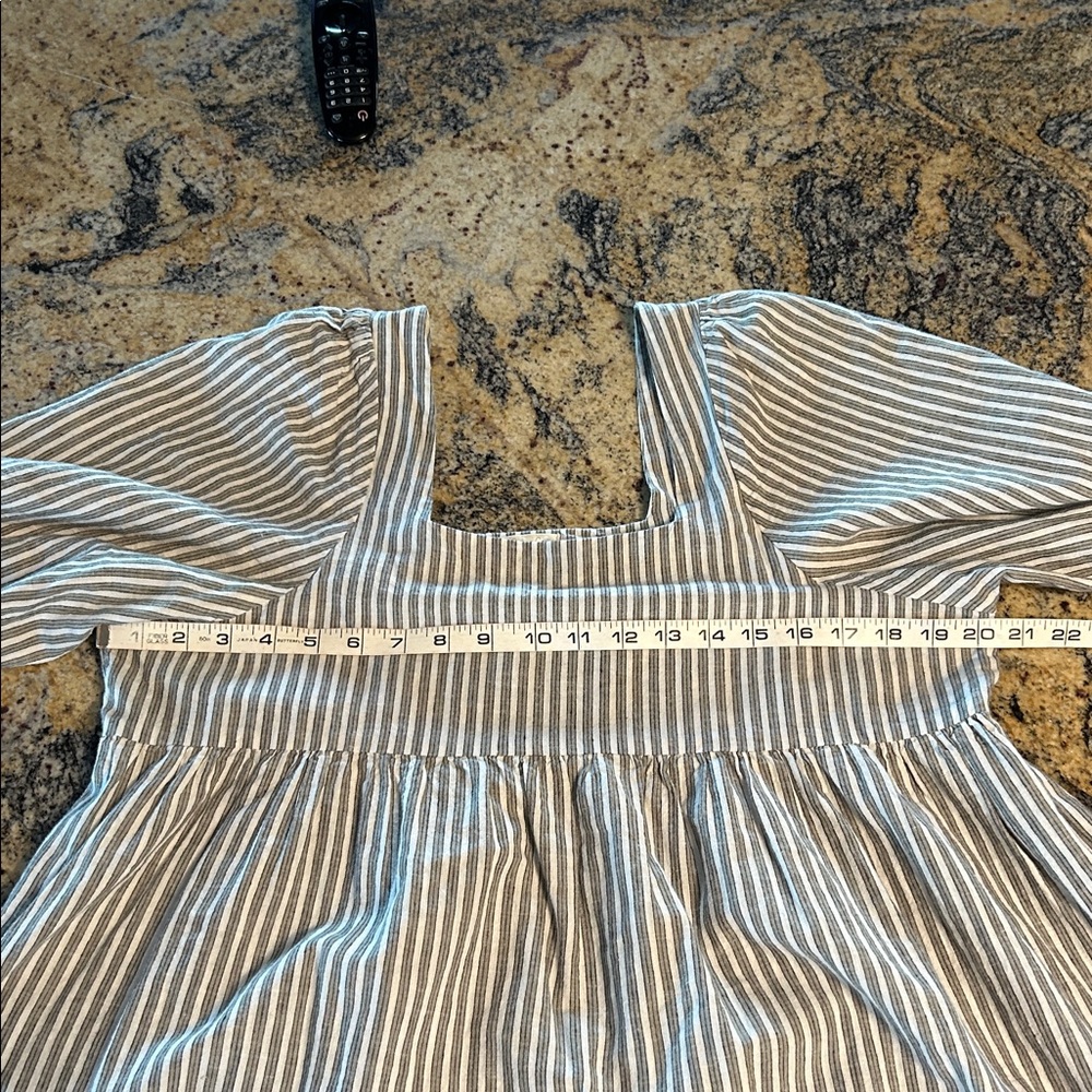 Rylie + Cru Greta railroad stripe puff sleeve dress white/green Medium - Picture 8 of 9